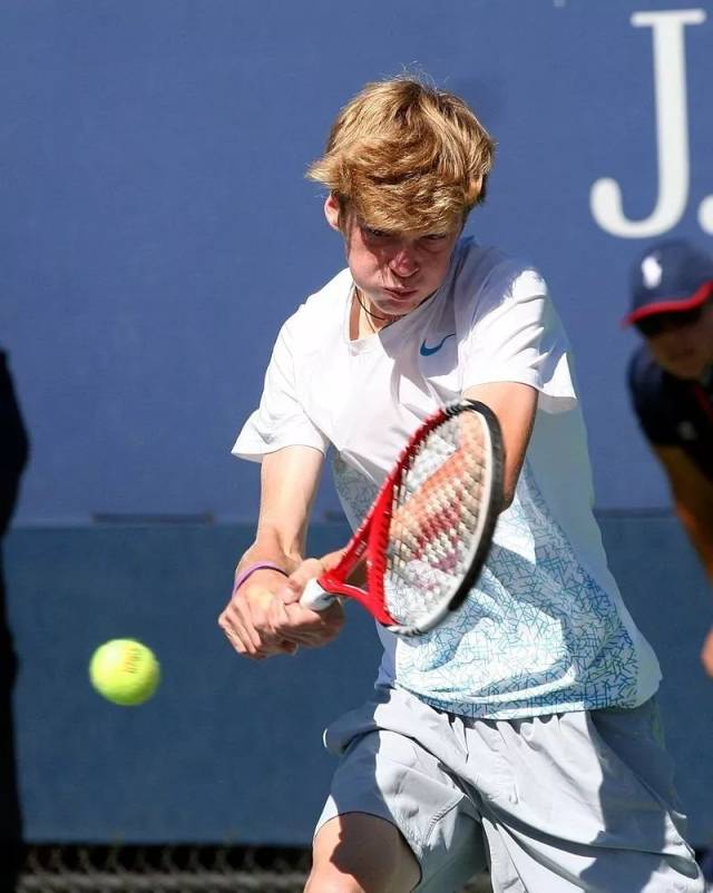 更在积极塑 更在积极塑