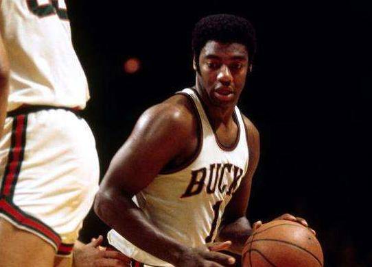 更是全体队 更是全体队