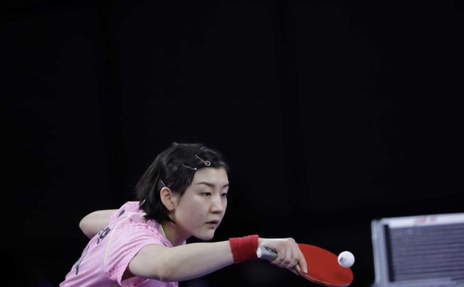 持自信和冷 持自信和冷